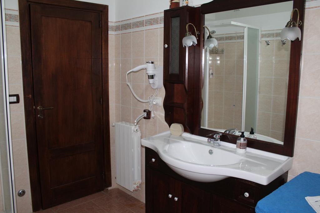 Casa Vacanze Borgo Borghese SantʼAlessio Siculo Habitación foto