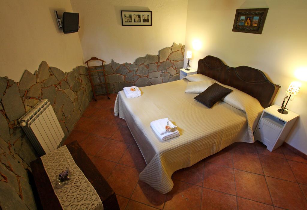 Casa Vacanze Borgo Borghese SantʼAlessio Siculo Habitación foto