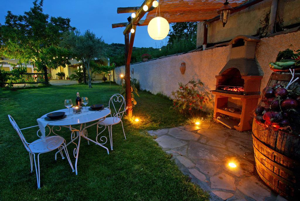 Casa Vacanze Borgo Borghese SantʼAlessio Siculo Exterior foto