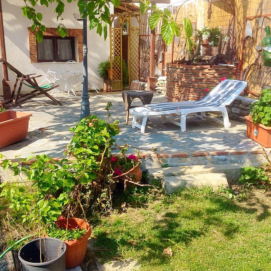 Casa Vacanze Borgo Borghese SantʼAlessio Siculo Exterior foto